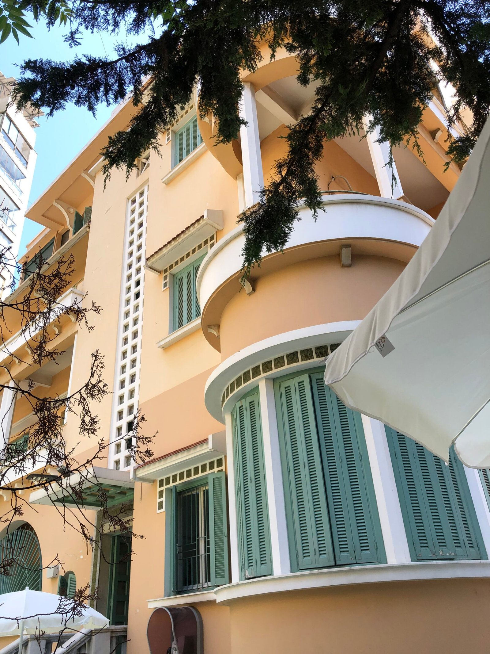 global-university-beirut-campus-scaled